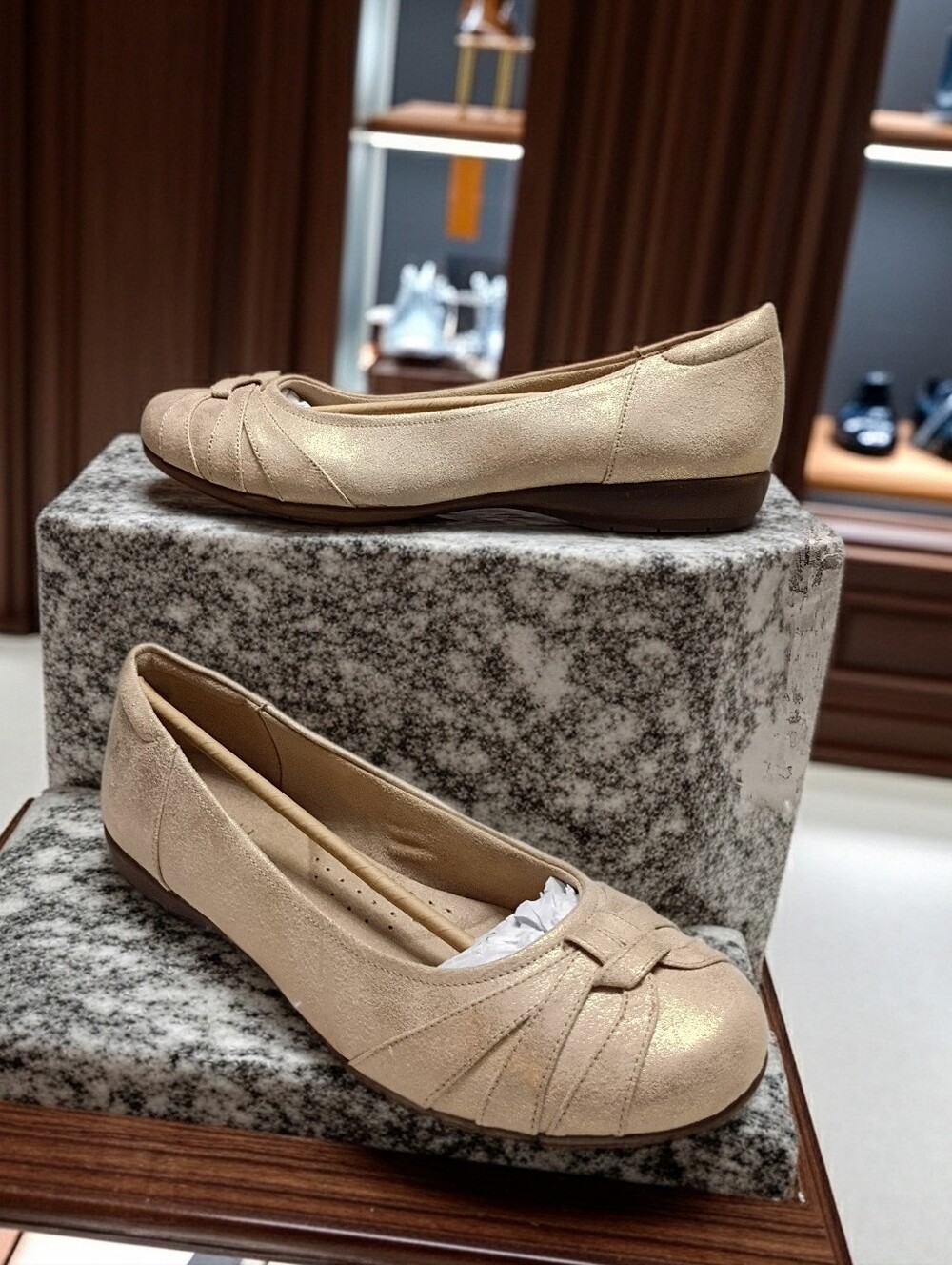 Soul Naturalizer Gift Women's Sz 11 M Ballerina Flats 🆕